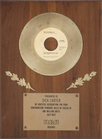 ELVIS PRESLEY "GOLD" PRESENTATION SINGLE