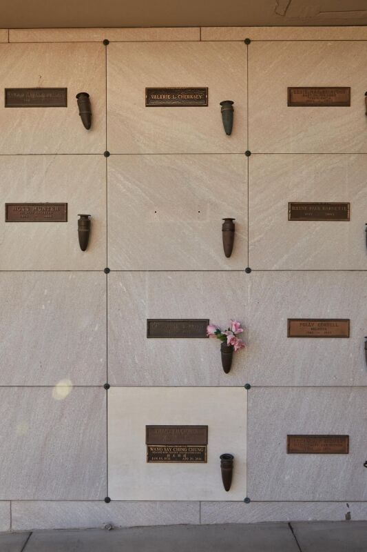Marilyn Monroe | Burial Crypt Near Monroe And Hugh Hefner