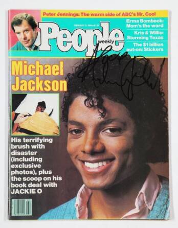 MICHEAL JACKSON SIGNED MAGAZINE