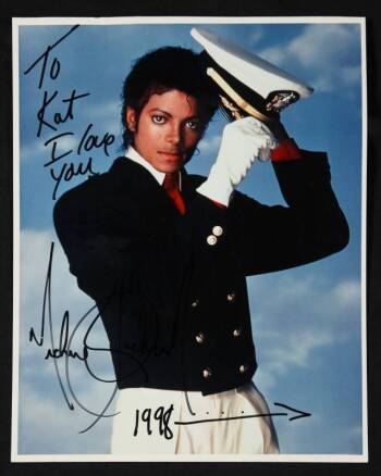 MICHAEL JACKSON SIGNED PHOTOGRAPH