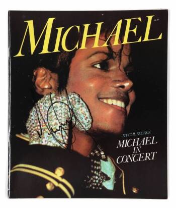 MICHAEL JACKSON SIGNED BOOKLET