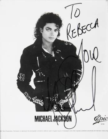 MICHAEL JACKSON SIGNED PHOTOGRAPH