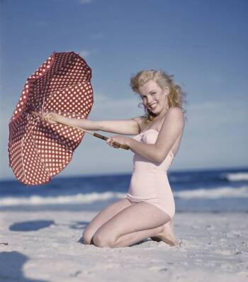 MARILYN MONROE LIMITED EDITION DE DIENES PRINT