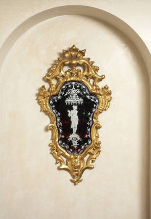 A PAIR OF VENETIAN GILTWOOD MIRRORS, CIRCA 1880