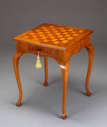 CONTINENTAL MARQUETRY CHESS TABLE