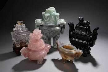 GROUP OF FIVE CHINESE HARDSTONE KORO