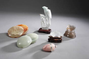 COLLECTION OF SIX CHINESE HARDSTONE ITEMS