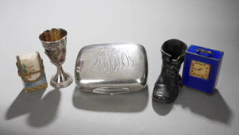 GROUP OF ASSORTED SMALL ITEMS