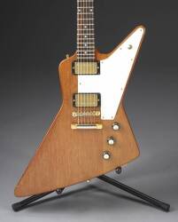 EDGE STAGE PLAYED GIBSON EXPLORER - 3