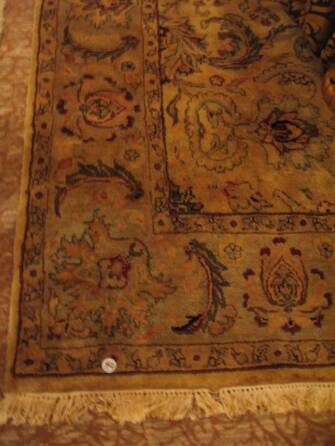 CHER - A MODERN CARPET WITH A PERSIAN DESIGN