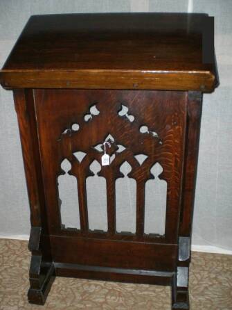 CHER - A GOTHIC STYLE OAK LECTERN