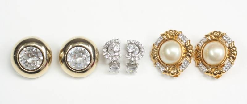 LORETTA YOUNG HOLLYWOOD COLLECTION EARRINGS