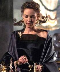 CONNIE NIELSEN GLADIATOR COSTUME - 3