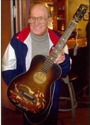 MELODY RANCH GENE AUTRY GUITAR - 8