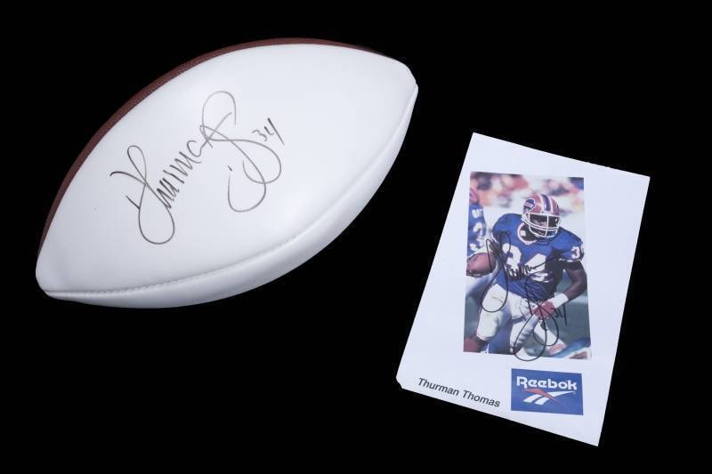 THURMAN THOMAS SIGNED FOOTBALL AND IMAGE